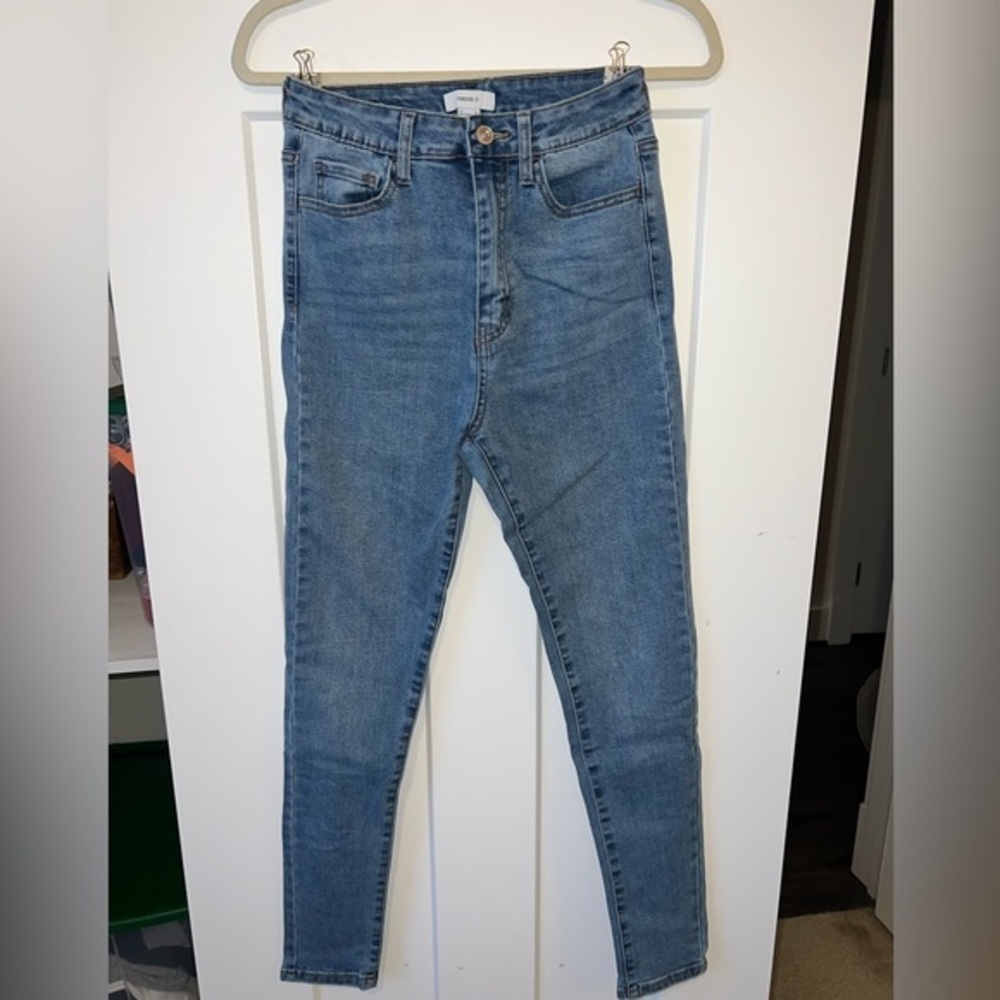 Forever 21 Skinny Jeans Size 26